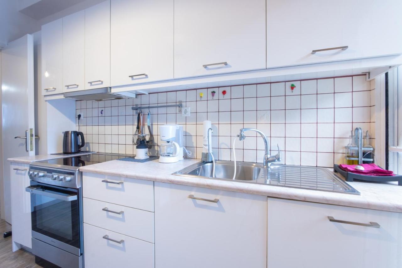 Apartment With Parking Near Medical Center 雅典 外观 照片